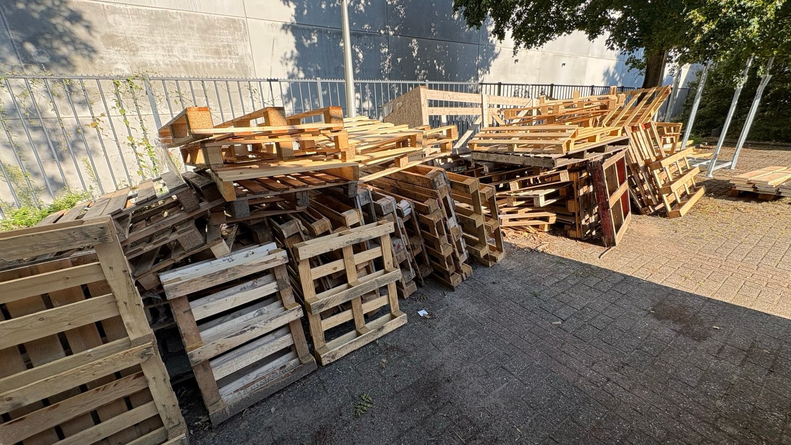 Diverse gebruikte pallets - Ideaal voor projecten, Doe-het-zelf en Verbouw, Hout en Planken, Ophalen, Gebruikt, 200 tot 250 cm