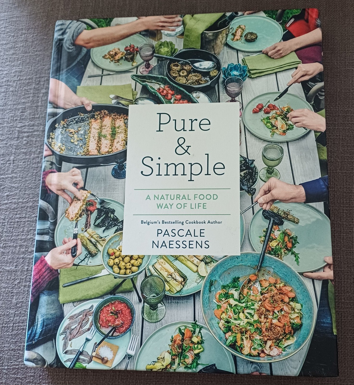 Pascale Naessens Engelstalig.Pure & Simpel., Ophalen of Verzenden, Zo goed als nieuw
