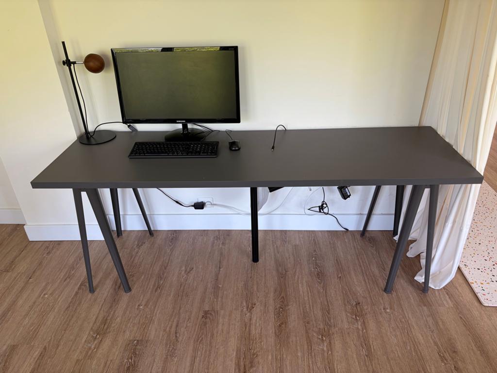 IKEA LAGKAPTEN Bureau met NARSPEL poten - Grijs 60x200, Ophalen, Gebruikt, Spaanplaat of MDF, IKEA