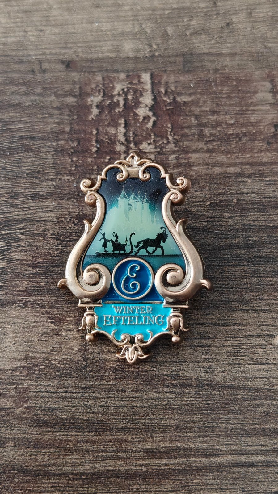 Winter Efteling, Verzamelen, Efteling, Ophalen of Verzenden, Zo goed als nieuw, Button of Speldje