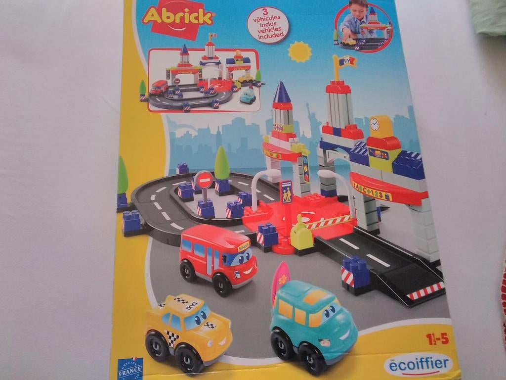 Garage van Abrick, met veel extra 's, nog netjes en schoon!, Ophalen, Zo goed als nieuw