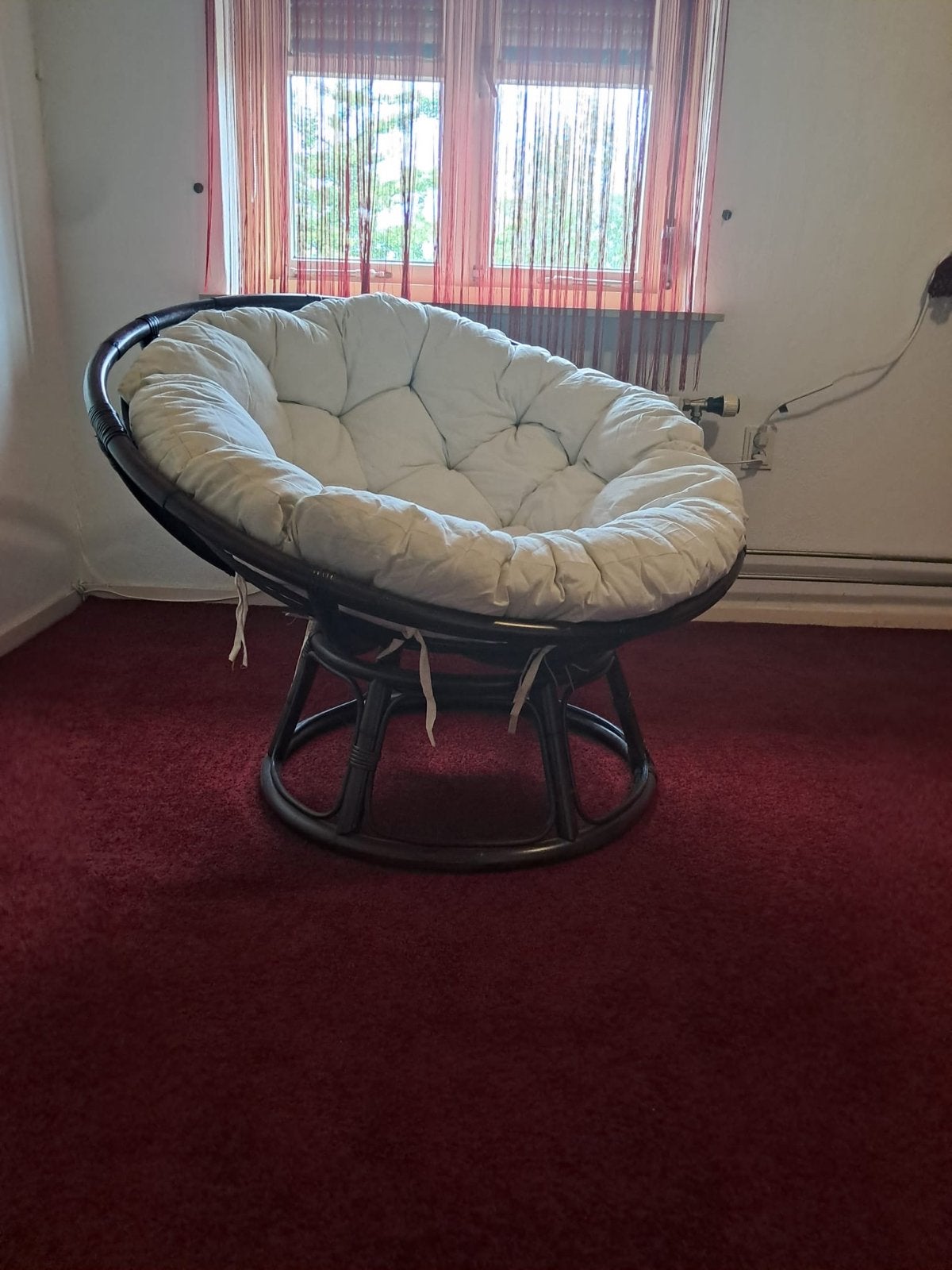 Comfortabele Papasan stoel met wit kussen, Ophalen, Gebruikt, Wit, Riet of Rotan