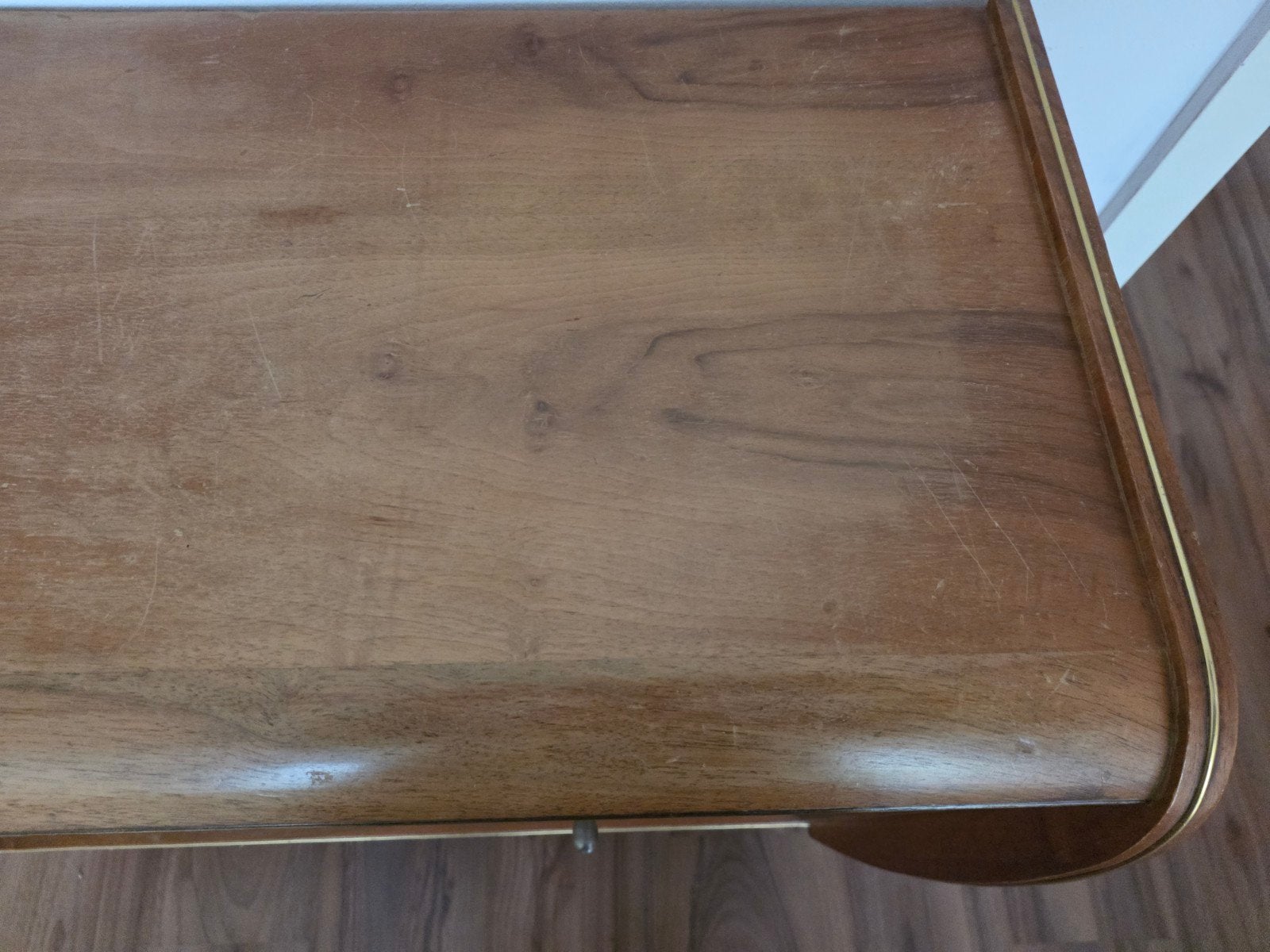 Foto 7 van Vintage dressoir met platenspeler en glazen schuifdeur