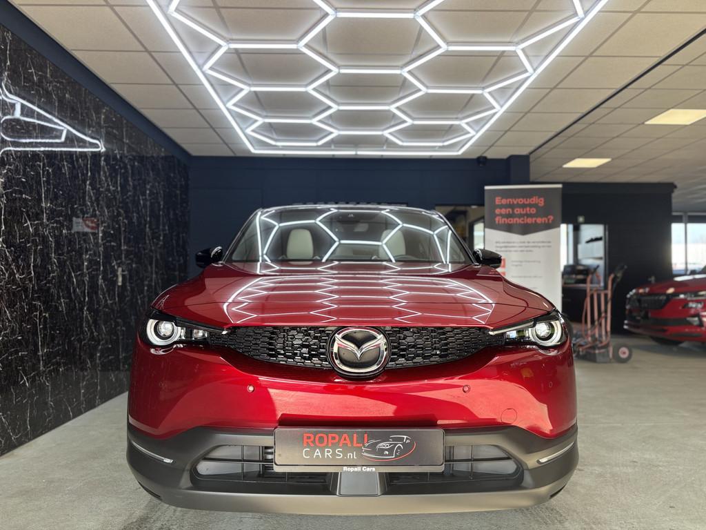 Mazda MX-30 e-SkyActiv R-EV 170 Makoto PANO/ BOSE SPEAKERS, Zwart, Leder en Stof, Bedrijf, Hybride Elektrisch/Benzine