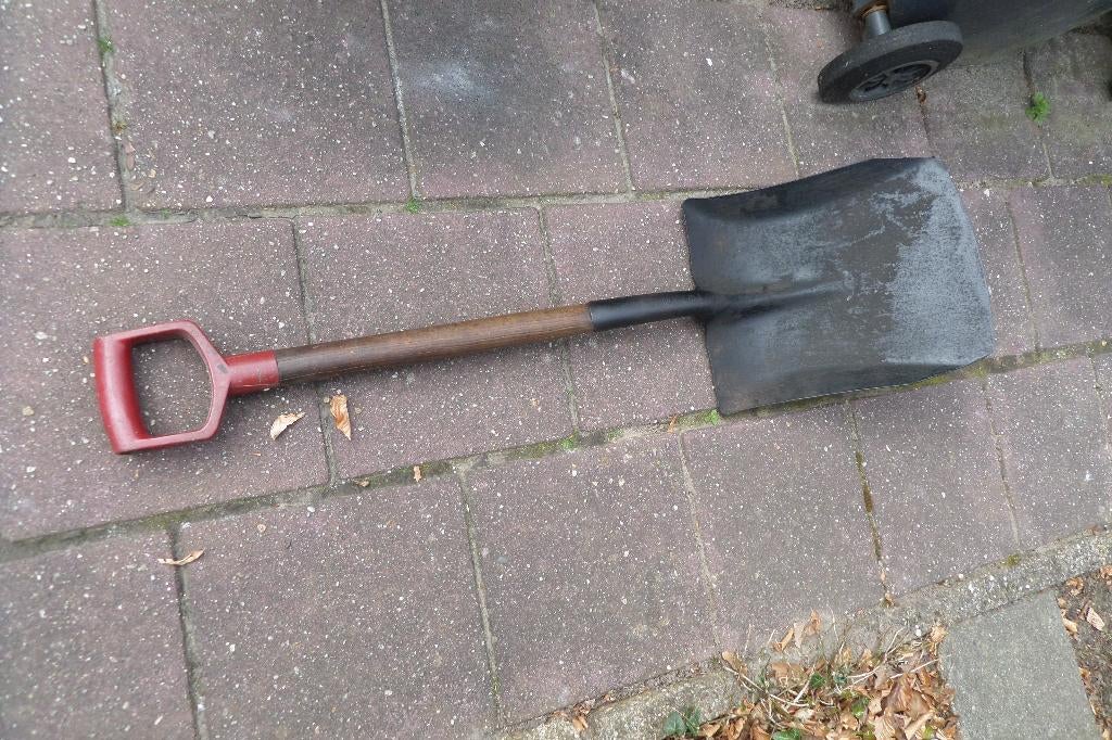 Zandschep - Grondschep - Puinschep - 120 cm lengte, Ophalen, Zo goed als nieuw, Schop
