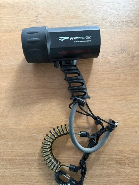 Duiklamp princeton Tec led, Watersport en Boten, Duiken, Gebruikt, Duiklamp, Ophalen of Verzenden