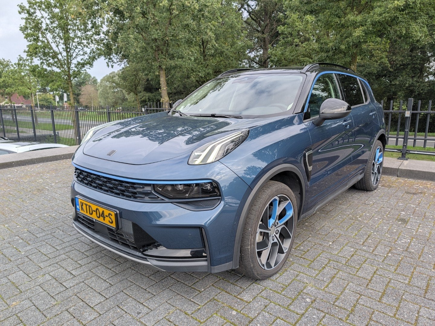 Lynk & Co 01 1.5 PHEV | NETTE AUTO!| Pano | Memory | 360º |, Auto's, Stof, Gebruikt, Euro 6, Overige carrosserieën