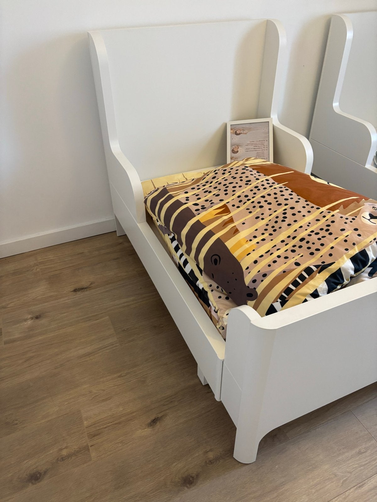 Twee witte meegroeibedden met matras, Ophalen, Gebruikt, 70 tot 85 cm, 140 tot 160 cm