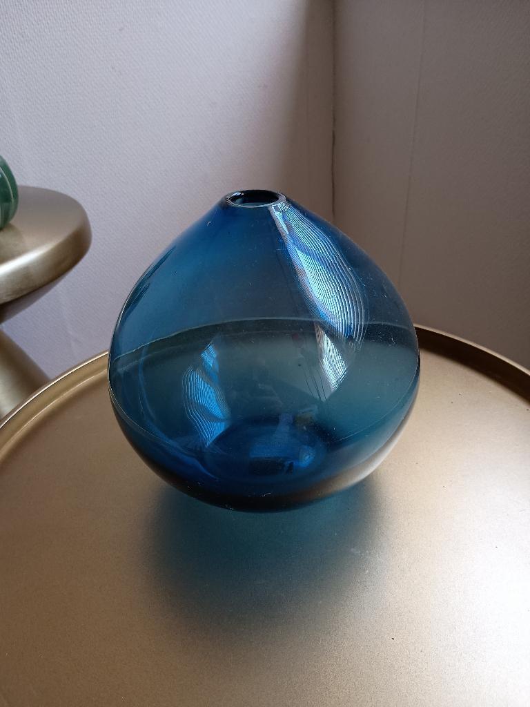 Glazen vaas, kleur blauw | Doorsnee: 17cm Hoogte: 19cm, Ophalen, Blauw, Minder dan 50 cm, Glas