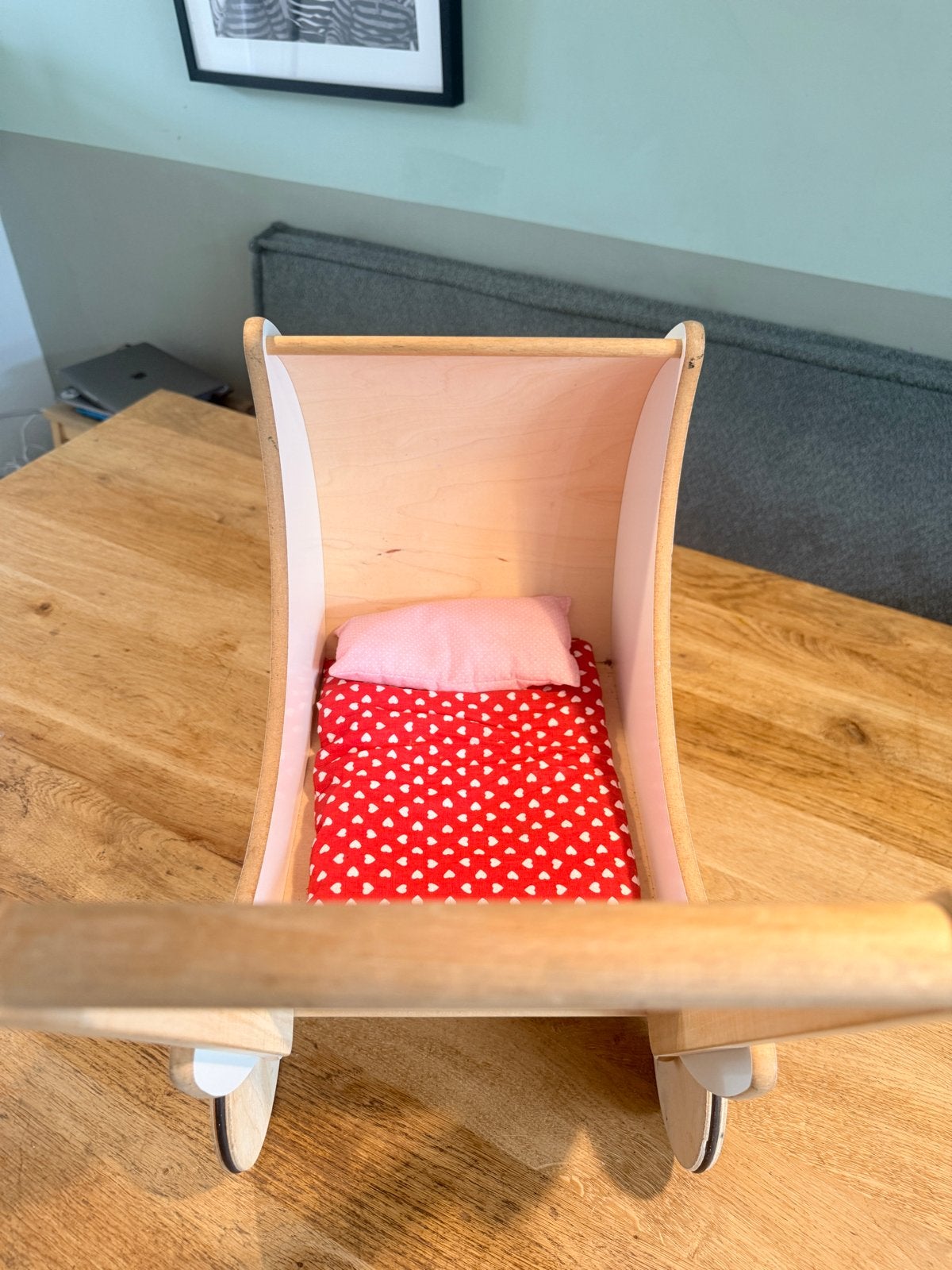 Houten poppenwagen met matrasje en dekentje, Ophalen, Zo goed als nieuw, Overige typen