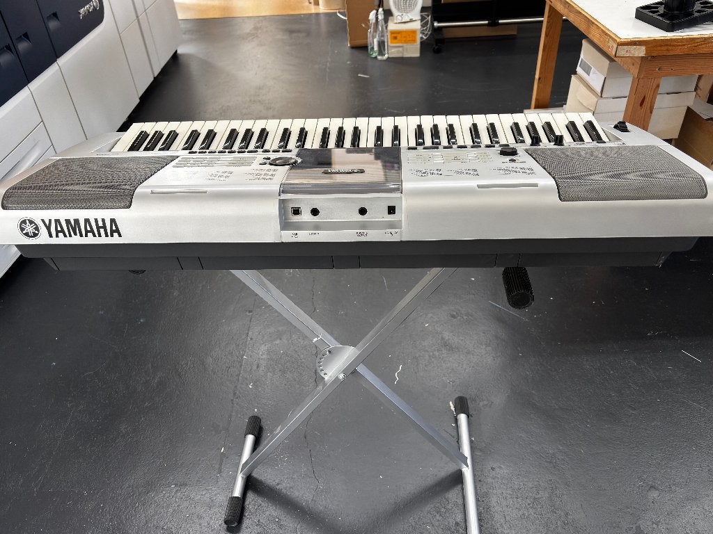 keyboard Yamaha PSR E 403, Muziek en Instrumenten, Keyboards, Ophalen, Gebruikt, 61 toetsen, Yamaha