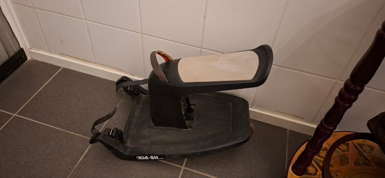 Kid-Sit meerijdplankje met zitje voor kinderwagen, Ophalen, Gebruikt