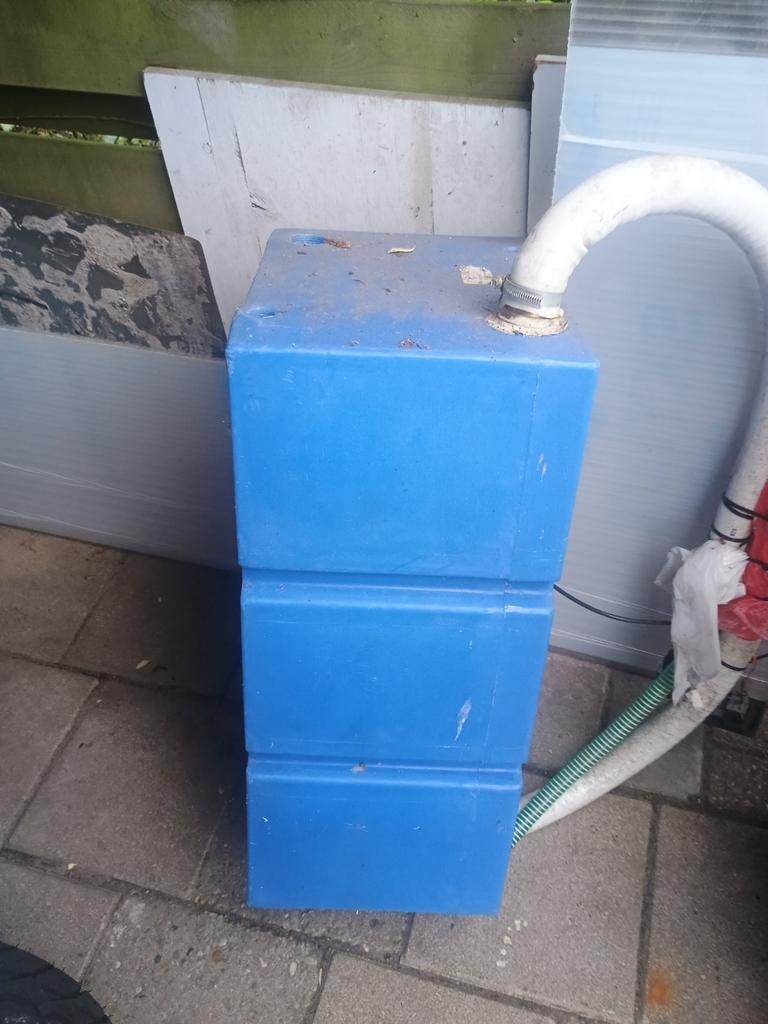 Grote 75 liter Vuilwatertank  boot, Ophalen, Gebruikt, Kombuis en Sanitair
