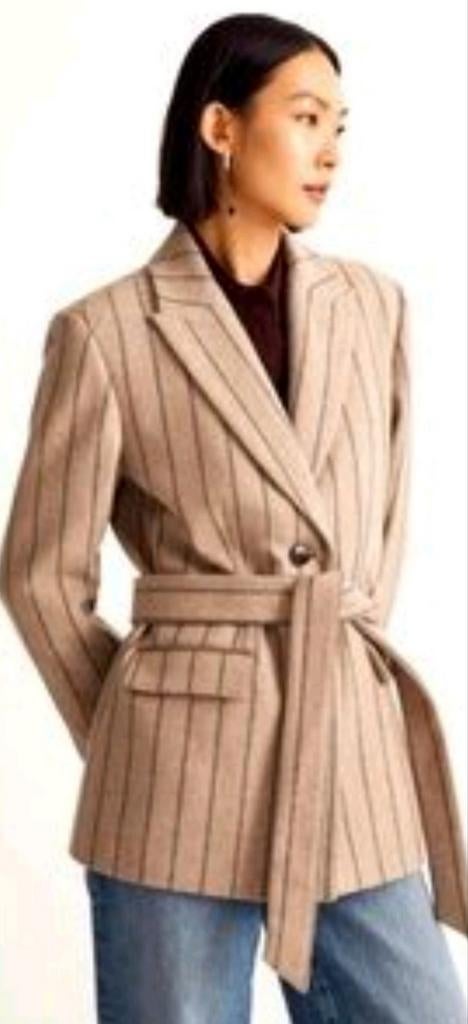 Maje blazer maat 34 als nieuw  €359, Ophalen of Verzenden, Zo goed als nieuw, Maat 34 (XS) of kleiner, Beige
