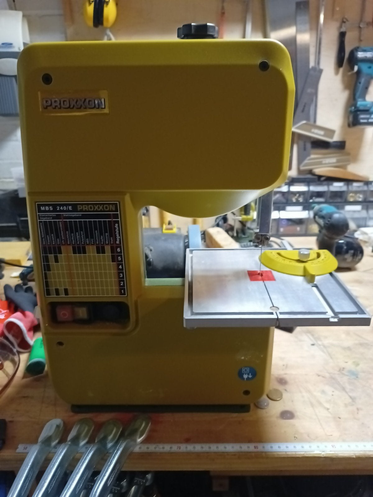 Proxxon MBS 240/E Lintzaag - Precisie voor modelbouw, Ophalen