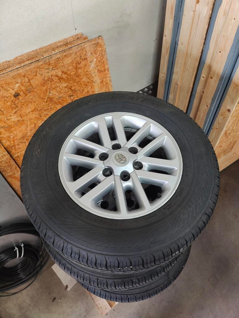 Lichtmetalen Toyota Hilux Velgen 265/65R17, Ophalen, Gebruikt, 265 mm, Banden en Velgen