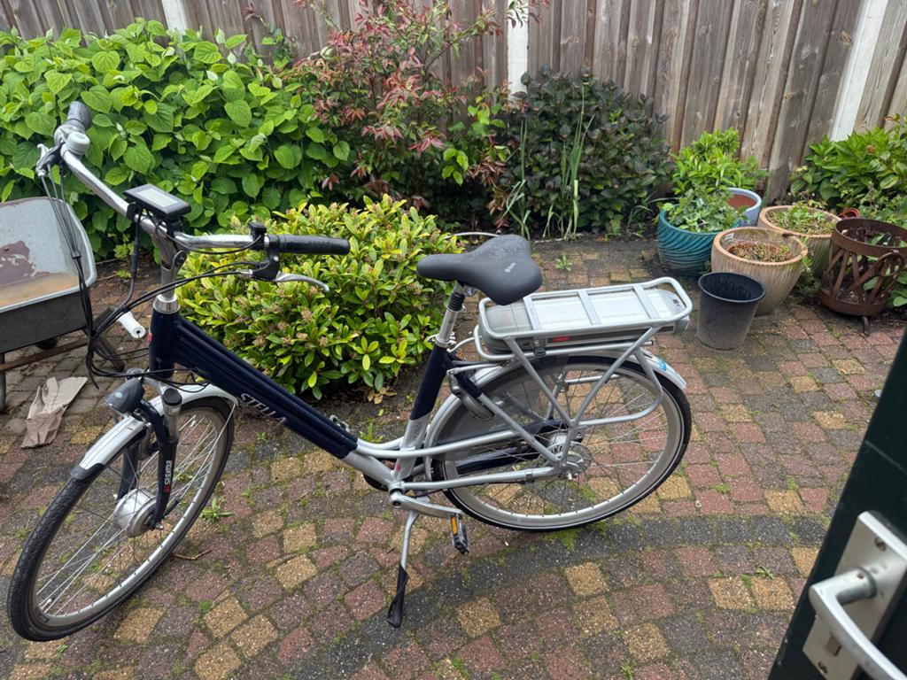 Stella elektrische fiets, Fietsen en Brommers, Elektrische fietsen, Gebruikt, 51 tot 55 cm, 30 tot 50 km per accu, Ophalen