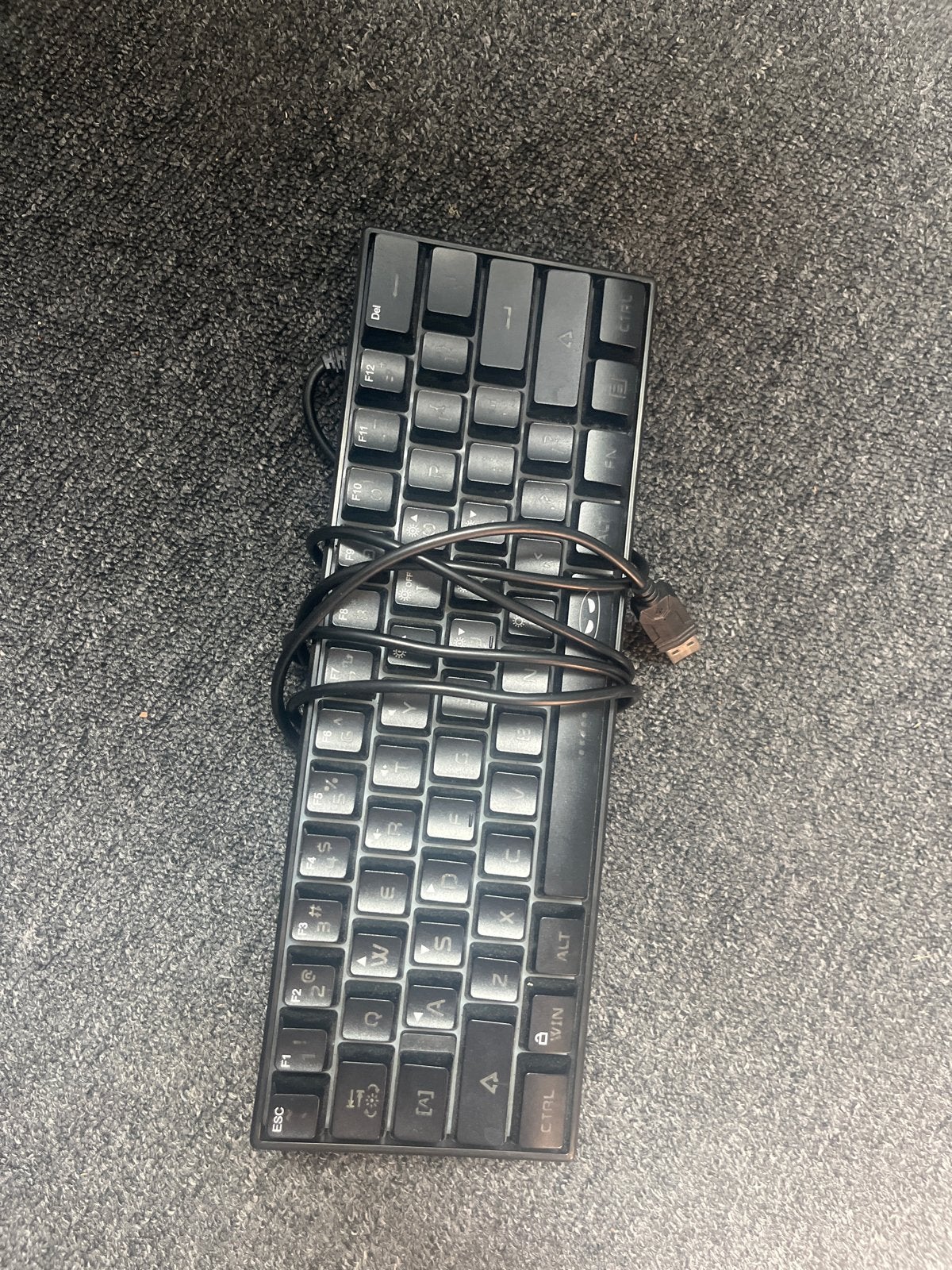 Gaming Toetsenbord met Regenboog Verlichting, Gebruikt, Gaming toetsenbord, Ophalen of Verzenden, Qwerty