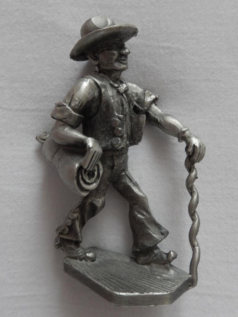 Tinnen beeldje wandelaar, cowboy., Verzamelen, Ophalen of Verzenden, Zo goed als nieuw, Mens