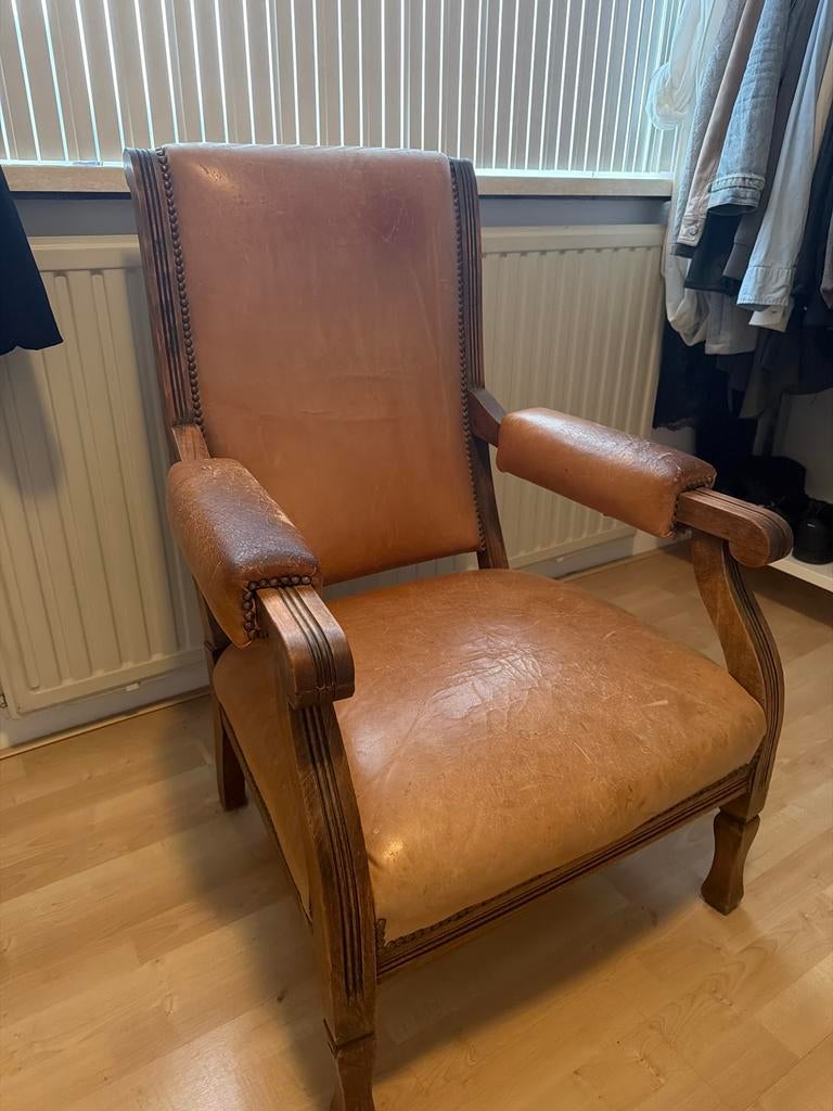 Antieke fauteuil met lederen bekleding, Ophalen of Verzenden