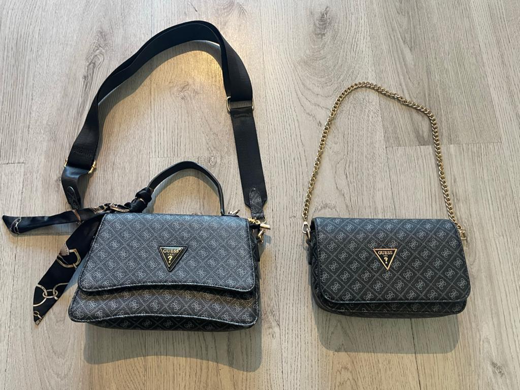Set van 2 Guess tassen: handtas en schoudertasje, Ophalen of Verzenden, Zo goed als nieuw, Zwart, Handtas