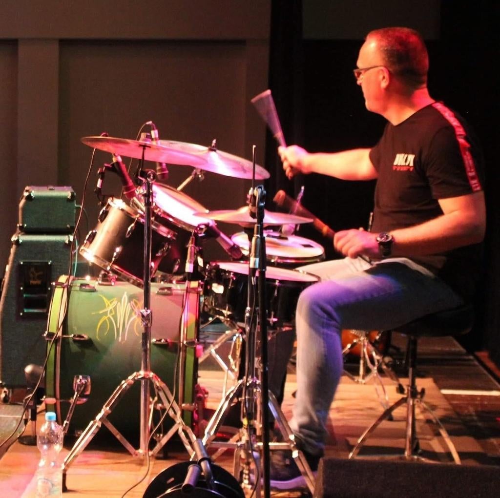 Drummer zoekt muzikanten