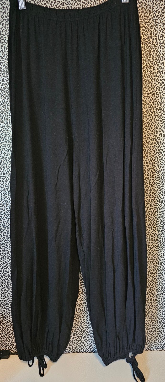 RIMINI; MOOIE ZWARTE BROEK 1 € 12,50, Kleding | Dames, Ophalen of Verzenden, Zo goed als nieuw, Zwart, Lang