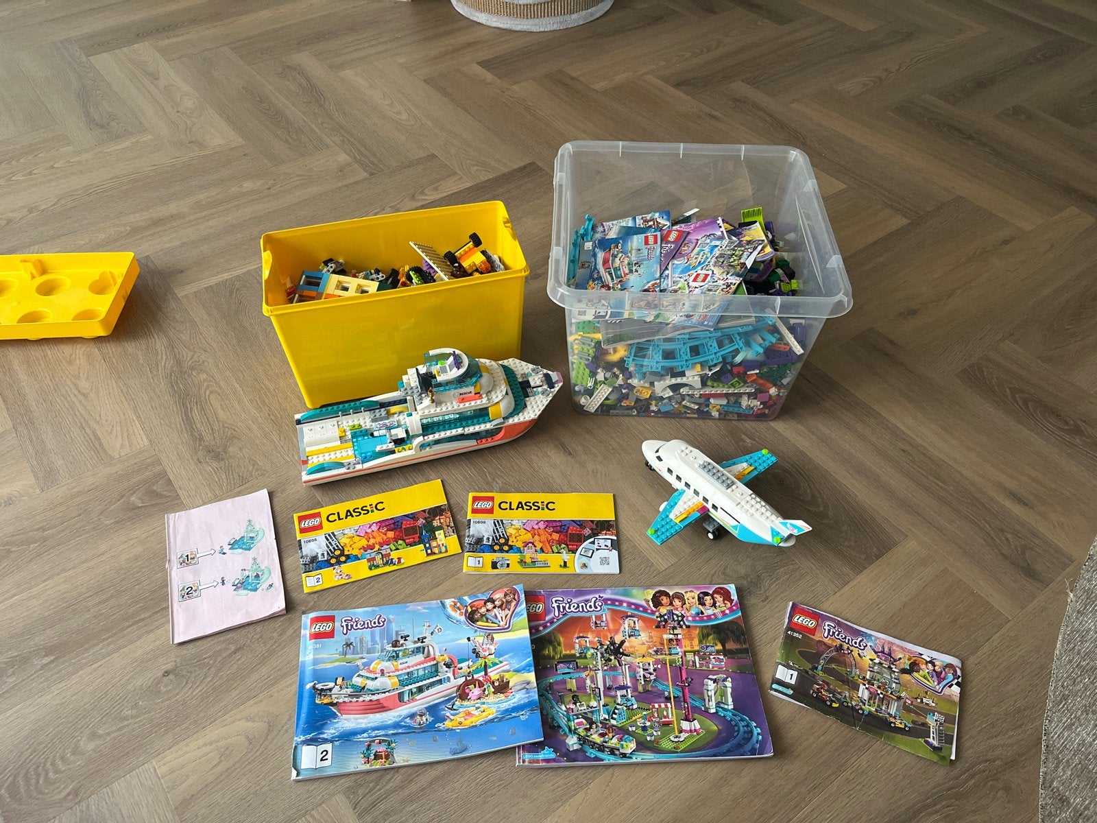 Grote partij LEGO Friends en Classic met instructieboekjes, Gebruikt, Lego, Friends, Ophalen of Verzenden
