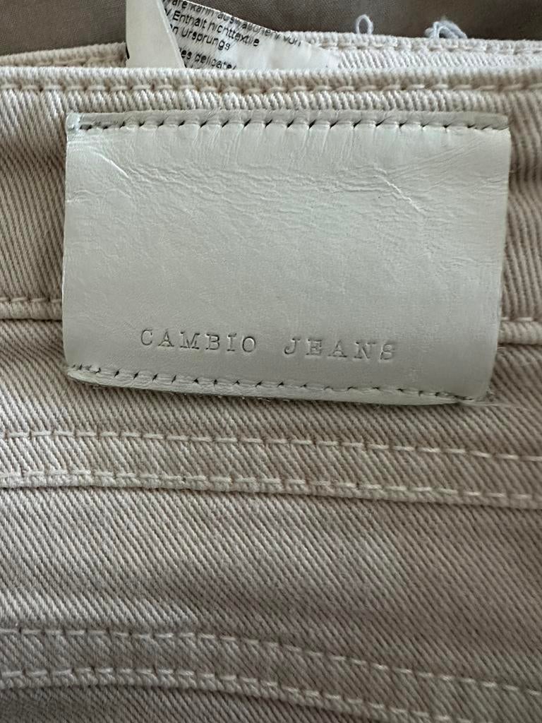 Te koop : Cambio jeans off white mt 38, Ophalen of Verzenden, Zo goed als nieuw, Overige kleuren, W30 - W32 (confectie 38/40)