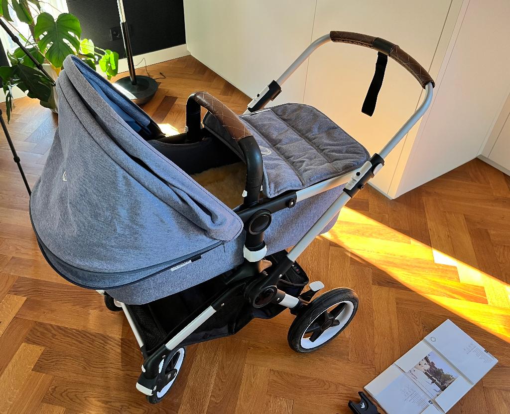 Bugaboo Fox Perfect onderhouden Luxe uitvoering + accesoires, Bugaboo, Verstelbare duwstang, Zo goed als nieuw, Ophalen