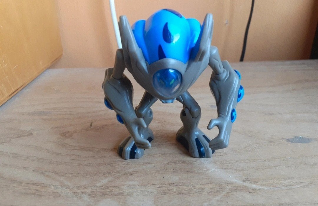 Ben 10 swamp fire figuur, Ophalen of Verzenden, Gebruikt