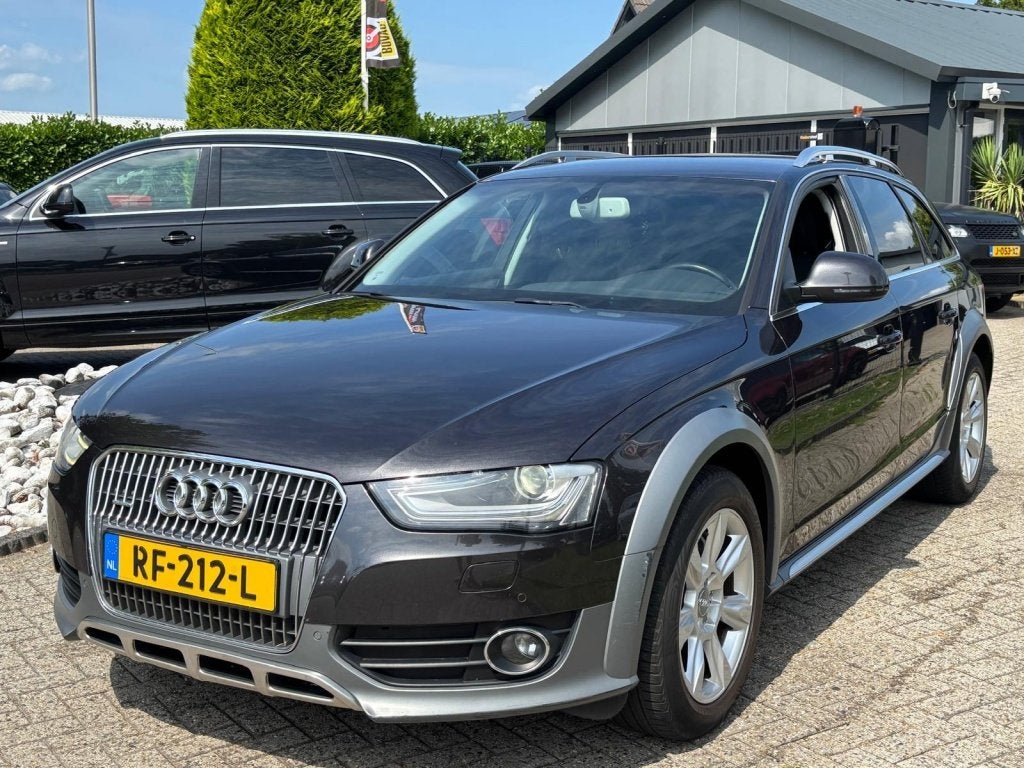 Audi A4 Allroad Quattro 2.0 TFSI Trekhaak 2012 Facelift Xeno, Auto's, Audi, Euro 5, Gebruikt, 4 cilinders, 1984 cc