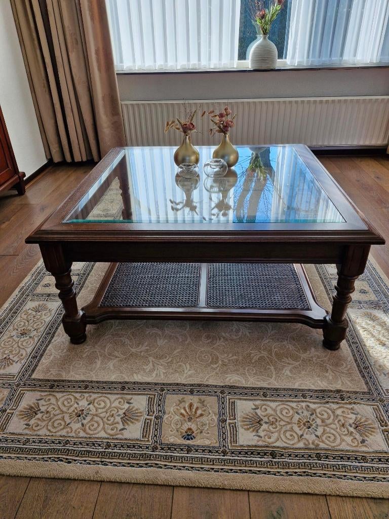 salontafel met glazen bovenzijde en 2 bijzettafeltje, Huis en Inrichting, Ophalen, Zo goed als nieuw, Minder dan 50 cm, 100 tot 150 cm