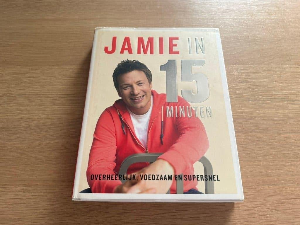 Jamie Oliver Kookboek - Jamie in 15 minuten, Ophalen of Verzenden, Zo goed als nieuw, Overige gebieden