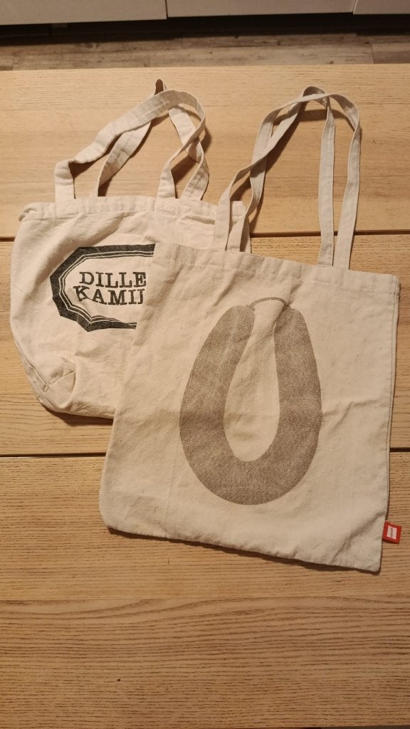 Set van 2 stoffen tassen - Dille & Kamille en 'O', Ophalen of Verzenden, Zo goed als nieuw, Beige, Shopper