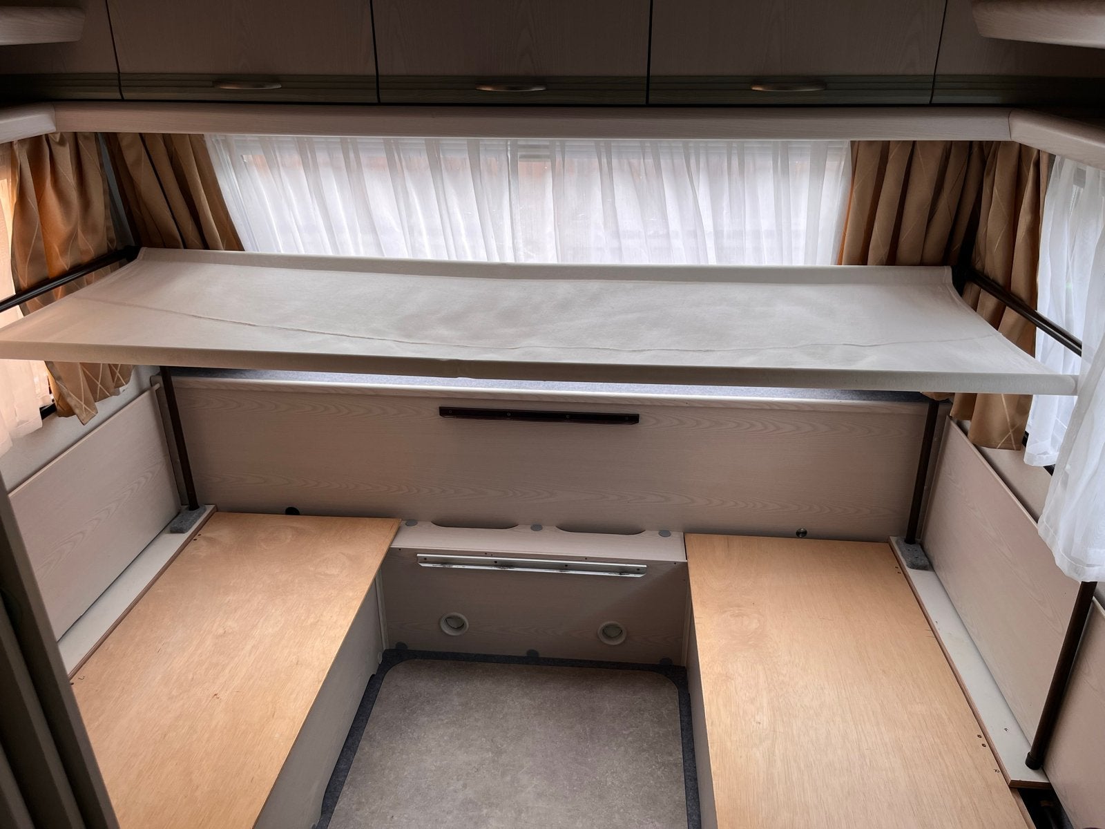Stevig stapelbed voor caravan - Zware kwaliteit, Caravans en Kamperen, Caravan accessoires, Ophalen, Gebruikt