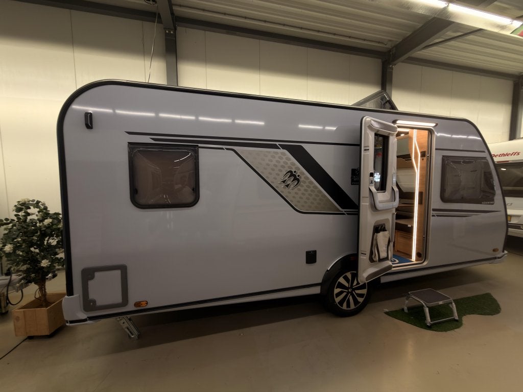 Knaus Sudwind Black Selection 500 FU 1800KG+vloer+Fransbed, Serviceluik, Rondzit, Bedrijf, Overige typen