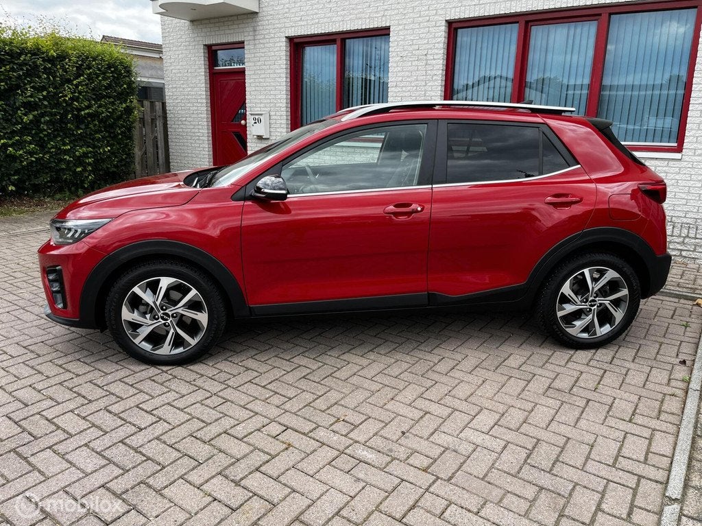 Kia Stonic 1.0 T-GDi GT-line NAVI/SCHUIFDAK/AUTOMAAT, Auto's, Kia, 1160 kg, Gebruikt, Zwart, Leder en Stof