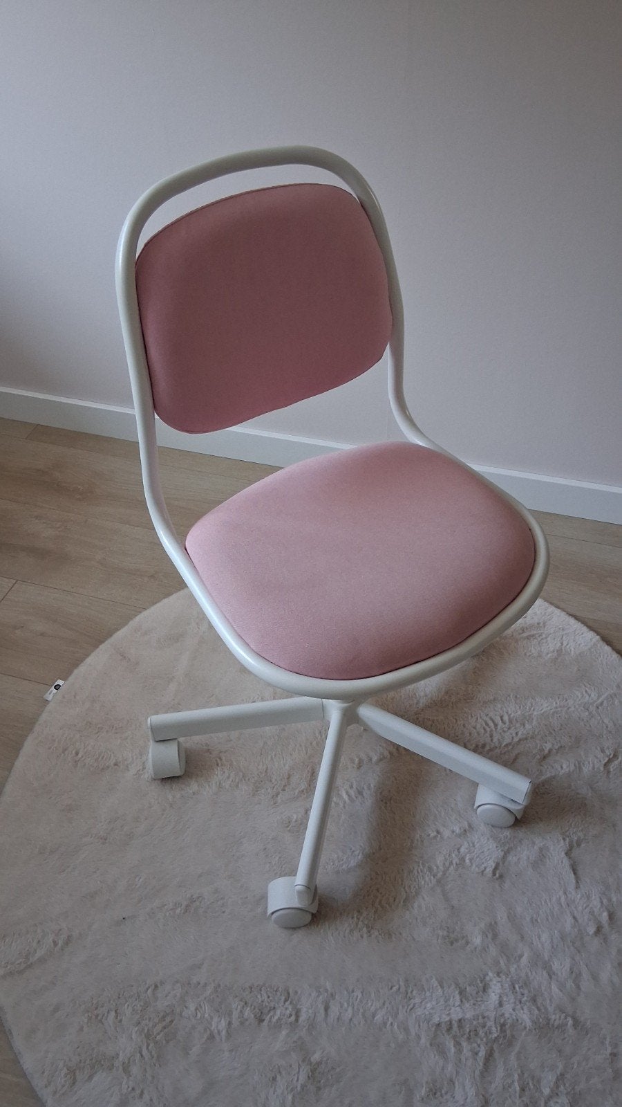 Roze Bureaustoel - 1 jaar oud, goede kwaliteit, Ophalen, Gebruikt, Roze, Bureaustoel