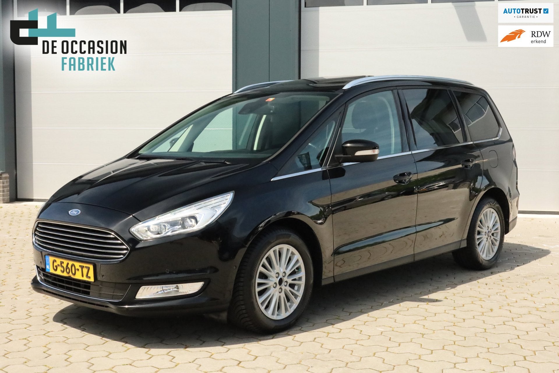 Ford Galaxy 1.5 Titanium 7-zitter Pano Stoelverwarming P-sen, Auto's, Ford, Voorwielaandrijving, 4 cilinders, 7 stoelen, Zwart
