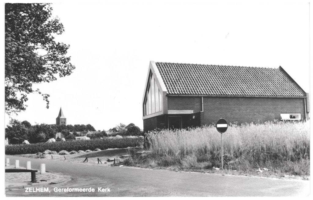 967729	Zelhem	1971 Gld Geref Kerk	Wederopbouw	Onbeschreven