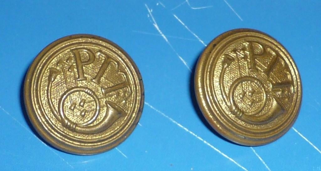 Oude PTT uniformknopen 1936 -1954, Verzamelen, Militaria | Algemeen, Ophalen of Verzenden, Landmacht, Nederland, Embleem of Badge