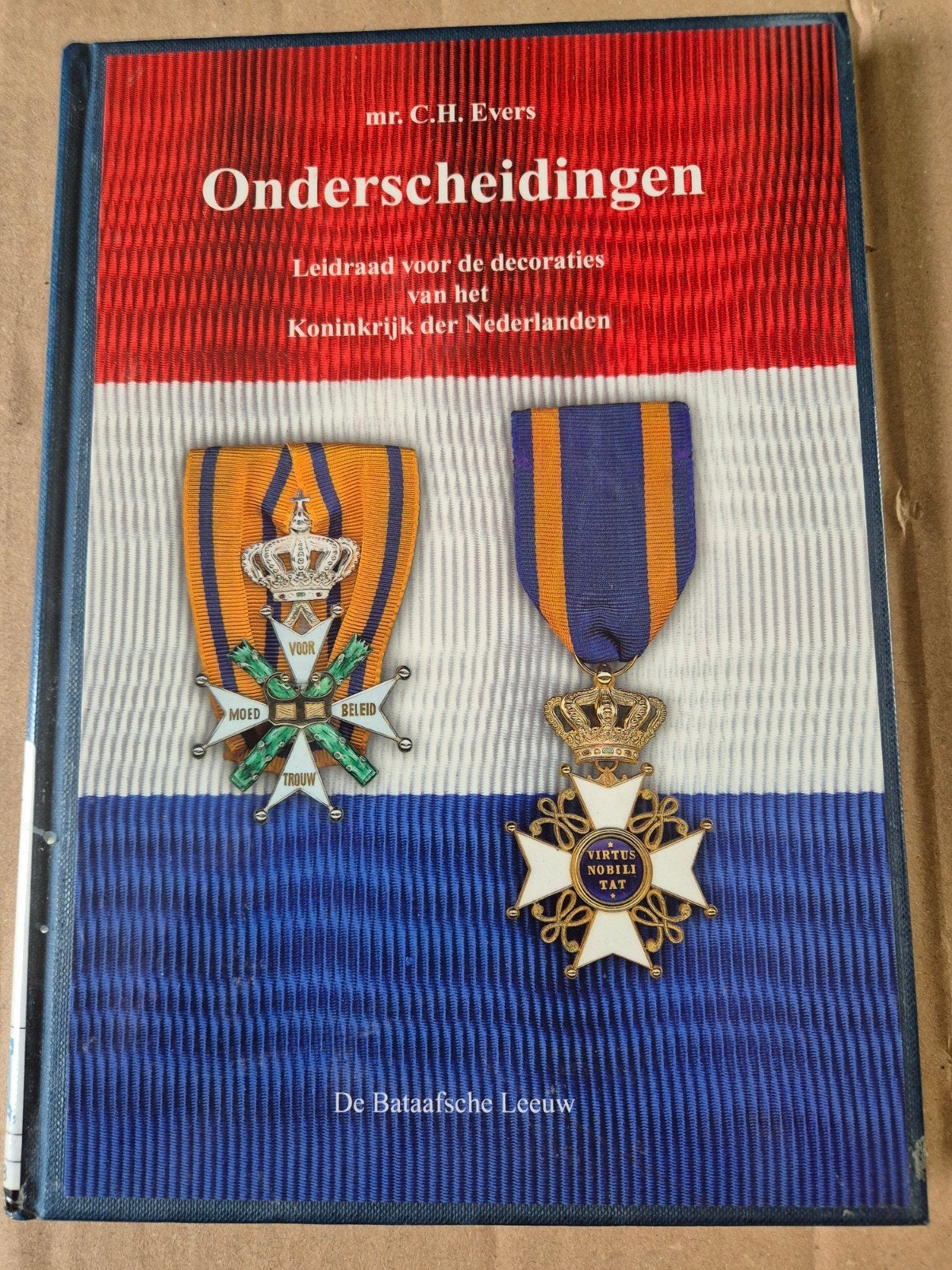 Onderscheidingen: Leidraad voor decoraties Koninkrijk NL, Verzamelen, Militaria | Algemeen, Ophalen of Verzenden
