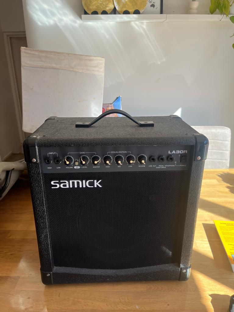 Samick LA30R Gitaarversterker - Zo goed als nieuw, Ophalen, Zo goed als nieuw, Gitaar, Minder dan 50 watt