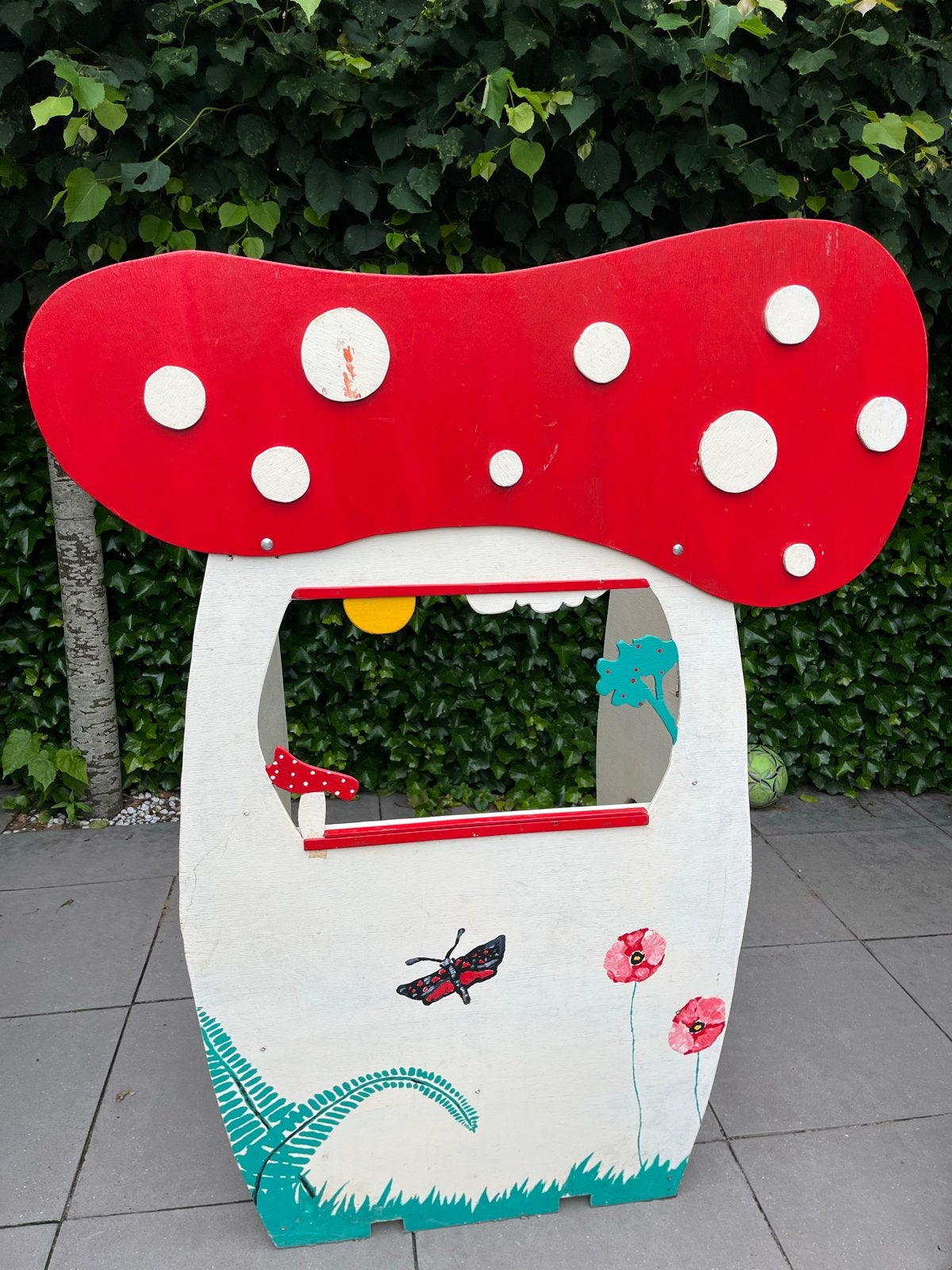 Leuke poppenkast in paddenstoel-thema met poppen, Ophalen, Gebruikt, Overige typen