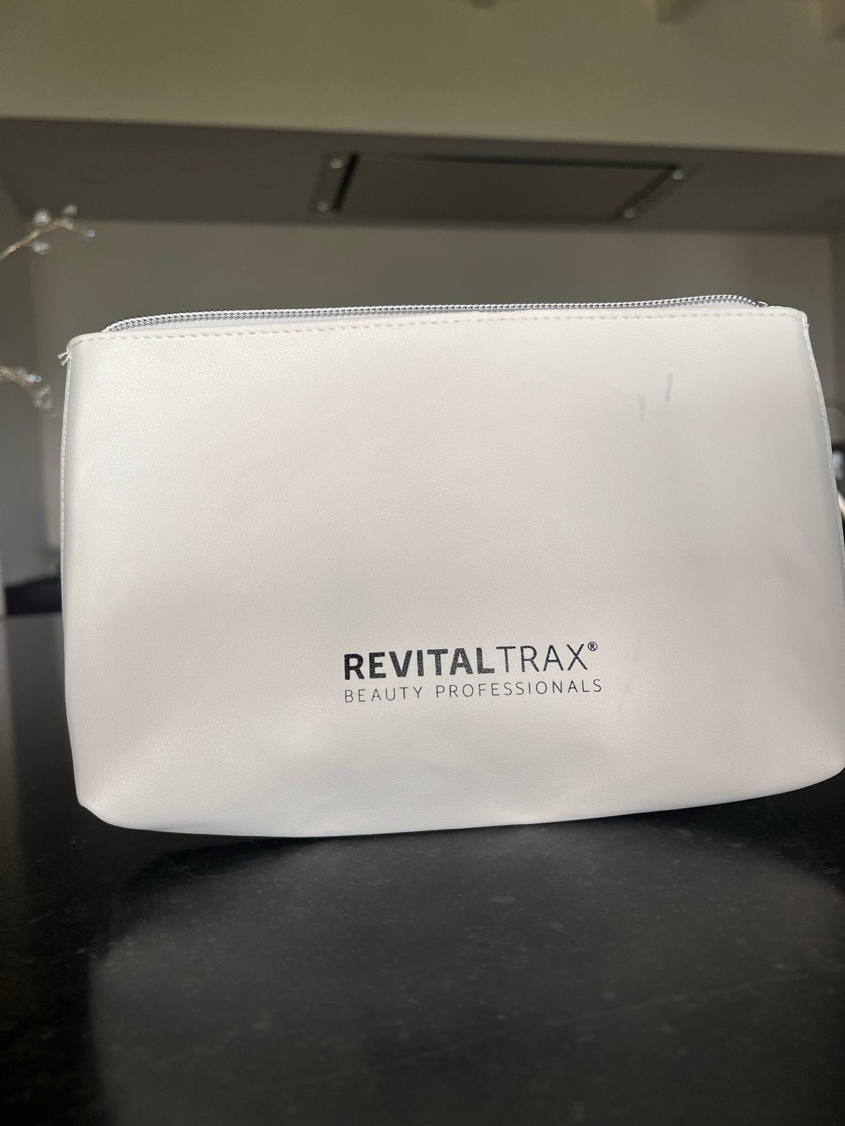 Revitaltrax Beauty Professionals toilettas/make-up tasje, Sieraden, Tassen en Uiterlijk, Toilettassen, Verzenden, Nieuw, Wit, Heer of Dame