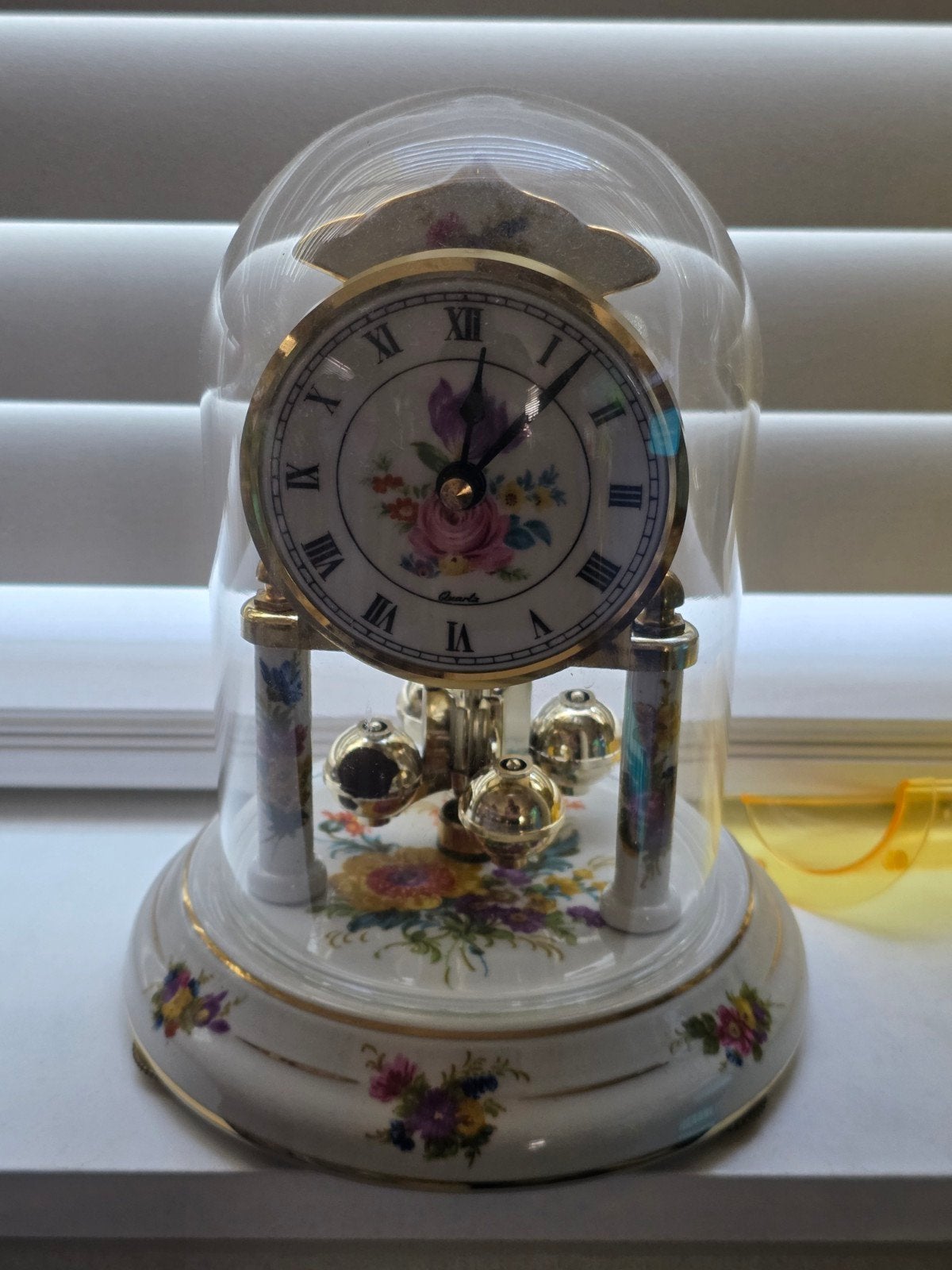 Prachtige vintage tafelklok met bloemmotief, Antiek en Kunst, Ophalen of Verzenden