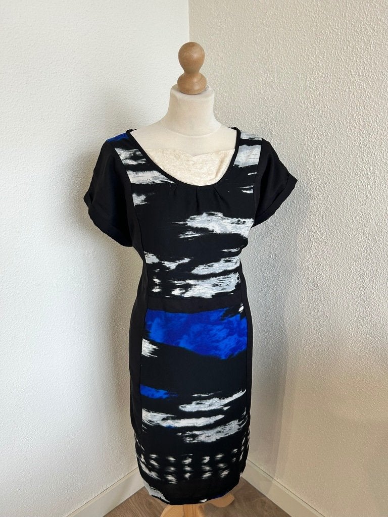 Micha maat 46 grafische blauwe zomer jurk 3029