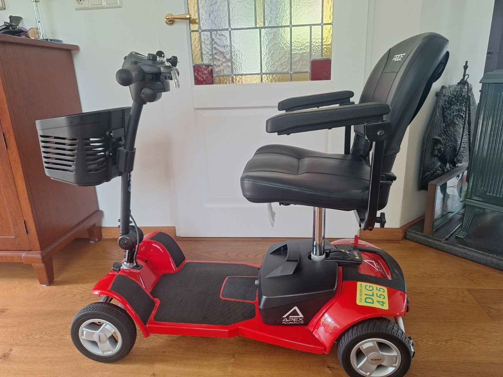 Scootmobiel - Mobilae/Easy A - Nieuwstaat - Maart 2024, Ophalen, 10 km/u of minder, Pride, 16 t/m 25 km