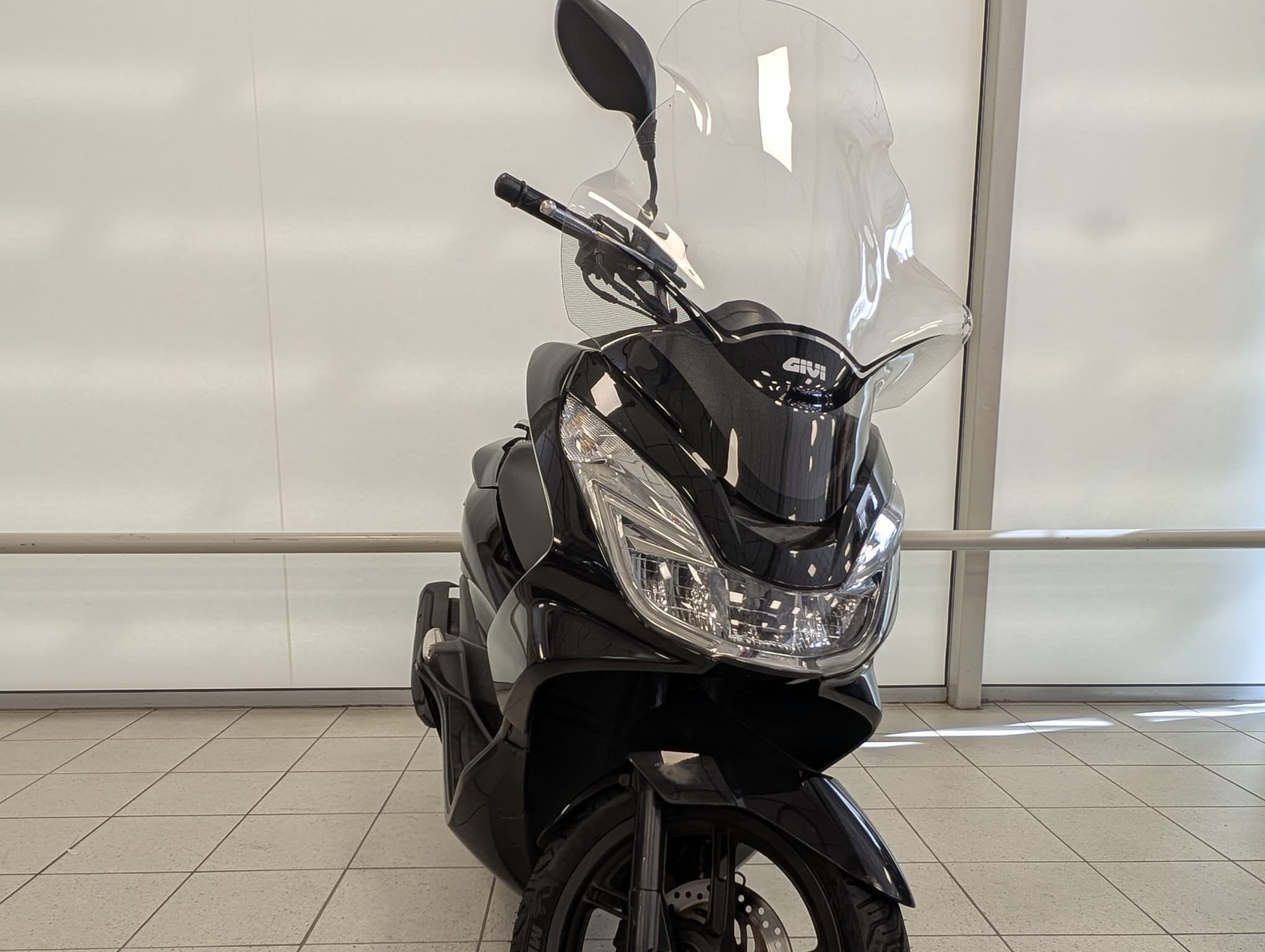 Honda PCX 150 (bj 2017), Scooter, Bedrijf, Honda Motor Europe Limited, Customer.service@honda-eu.com